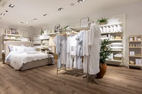 White Company store