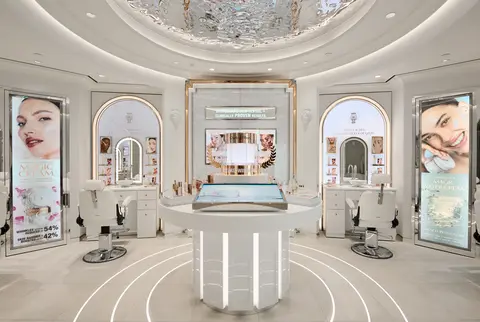 Charlotte Tilbury - Covent Garden